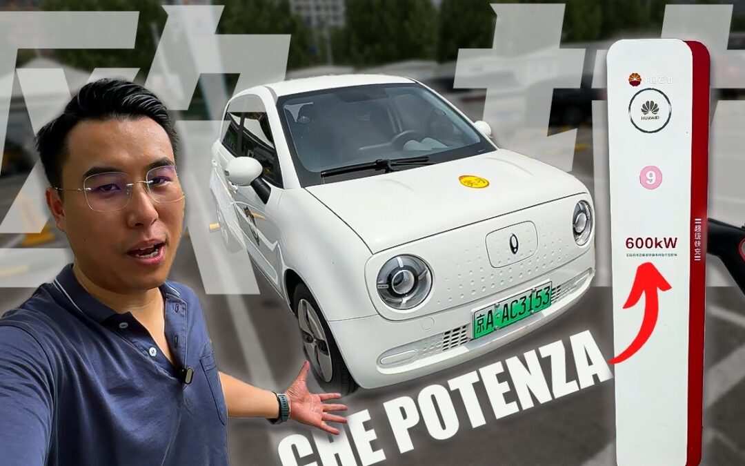 Auto cinese da meno di 10mila euro e il parcheggio stazione di ricarica più avanzata di Pechino.